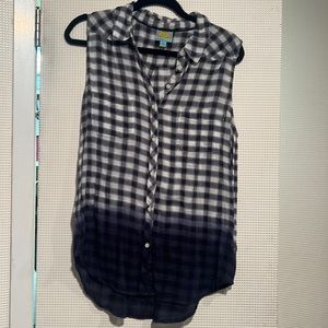 C&C California Plaid Dip Dye Gauze Button Down Sleeveless Top, Size M, Worn once